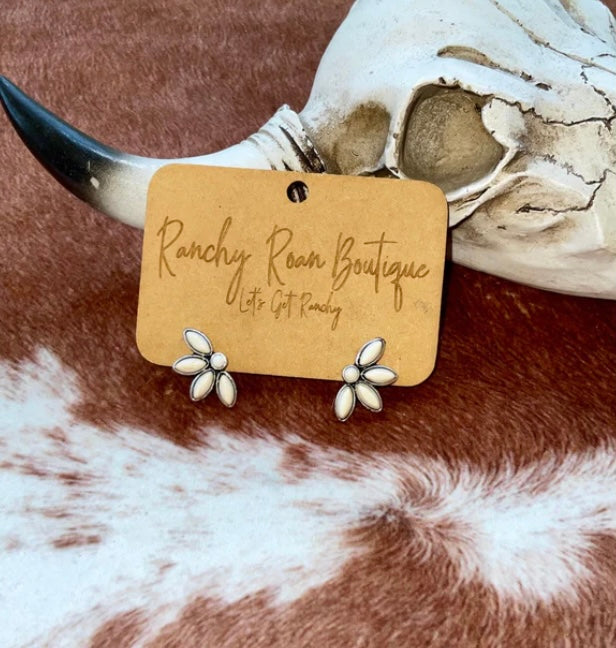 Western Design Stone Earring